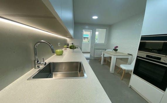 C24-01-1280X720 C24-01-1280X720